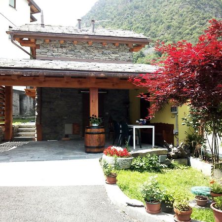 Acero Rosso Villa Champdepraz Екстериор снимка