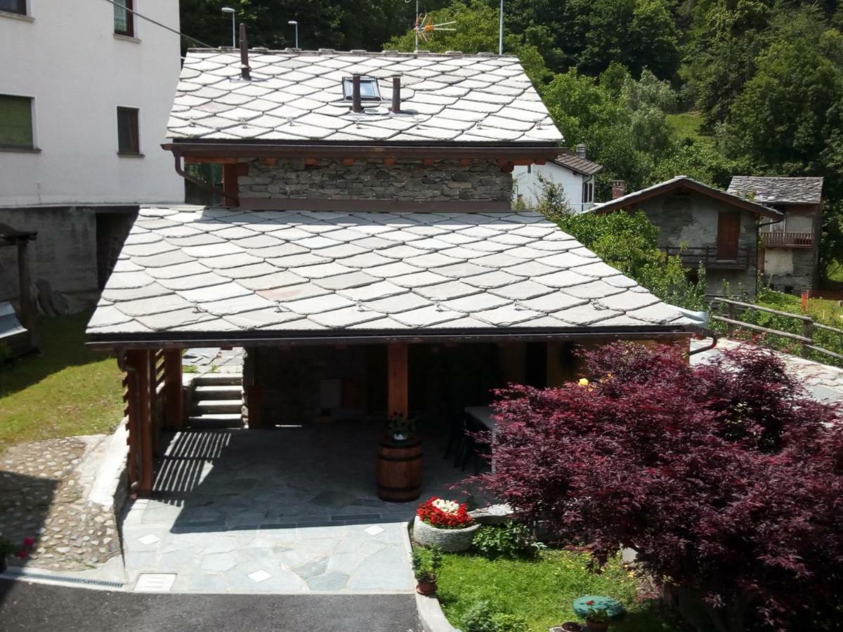 Acero Rosso Villa Champdepraz Екстериор снимка
